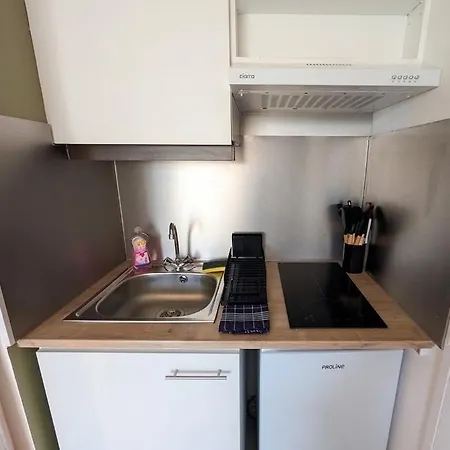 Apartamento Petit Cocon Avec Grande Terrasse Caen Nord *